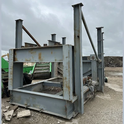 6ft x 12ft Vibrating Pan Feeder