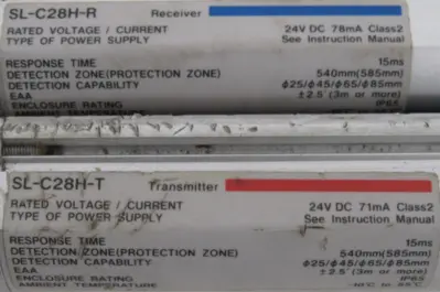 USED KEYENCE SL-C28H-R LIGHT CURTAIN SET SL-C28H-T