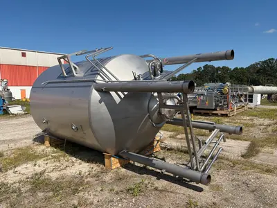 MUELLER 4,150 GALLON Stainless Steel Tanks | Perry Equipment (3)