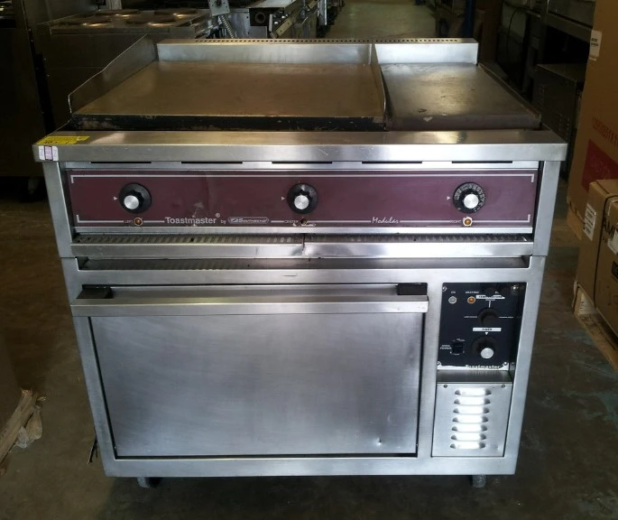 75-0032 Southbend 36” Electric Double Griddle with Oven
