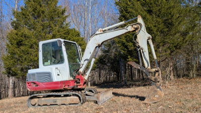 USED 2015 Takeuchi TB235