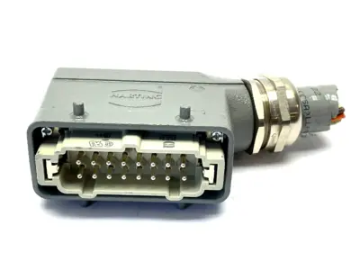 19 30 016 1521,09 33 016 2601 | Harting 19 30 016 1521 Hooded Industrial Connector 09 33 016 2601 - Used