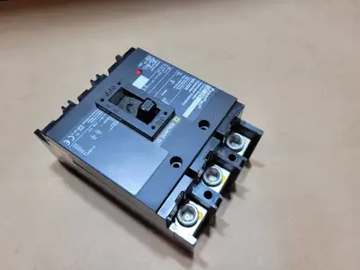 USED SQUARE D QDL32225