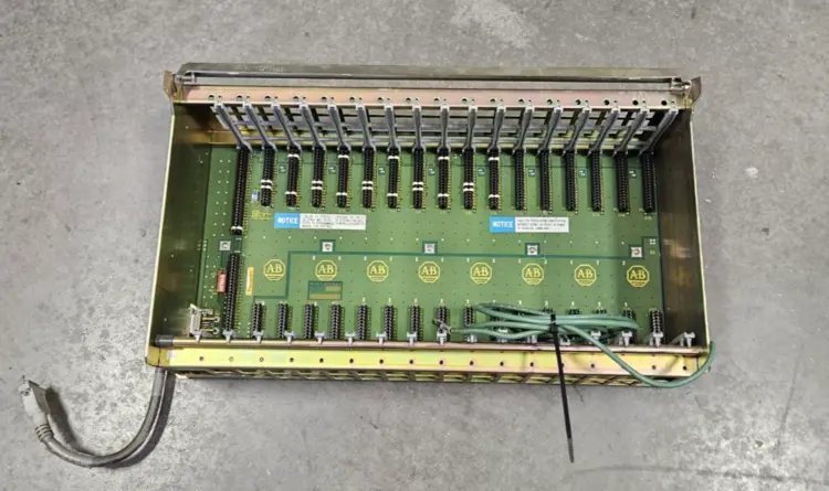 Used Allen-Bradley Allen Bradley 1771-A4B PLC Chassis South Carolina US | Palmetto Automation #1165302