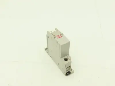 IDEC NC1V-1100 5 Amp Circuit Protector 1 Pole A Curve 250VAC/65VDC Lot of 7