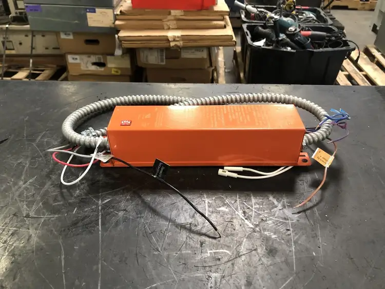 New | in-Stock WESTGATE ELB-1248-EXTR Lighting British Columbia CA | Lenmark #249574