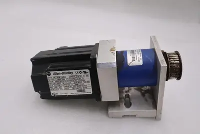 ALLEN BRADLEY MPL-A310P-HK22AA 7031-00-1201 SERVO MOTOR AB STOCK 4912-A