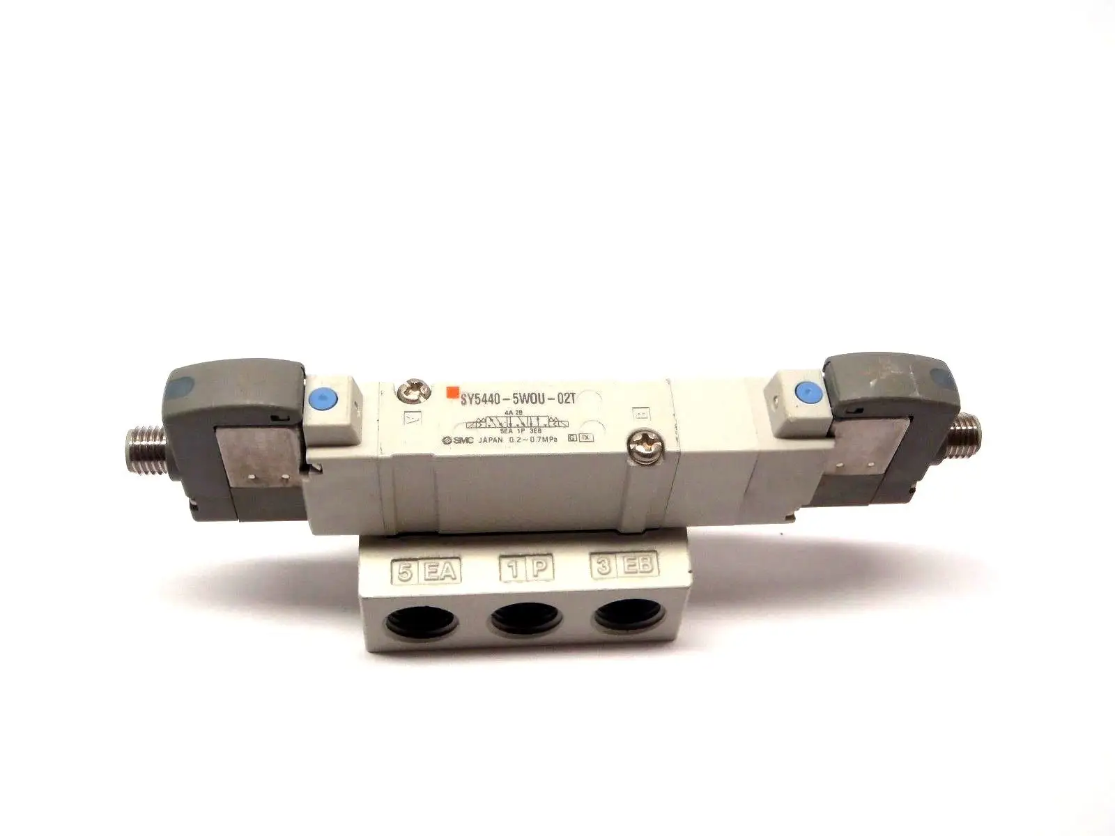 USED SMC SOLENOID VALVE WITH BASE