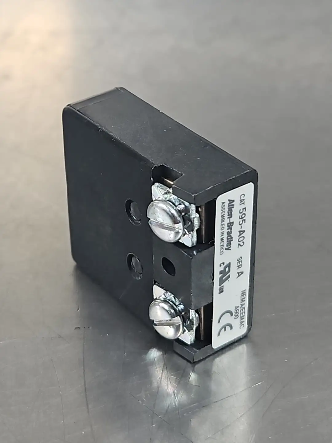 Allen Bradley 595-A02/A Auxiliary Contact Loc5E1/3