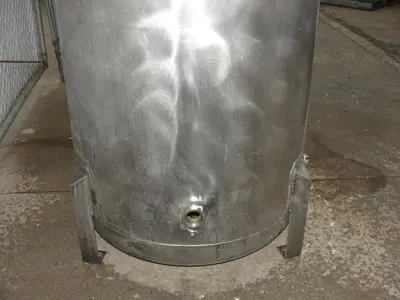 SPC7288  Tank 560 gallon vertical tank, Stainless Steel, dish