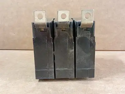 Used CUTLER-HAMMER BAB3060H Switchgears British Columbia CA | Lenmark #1438411