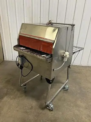 USED HAYON 6400