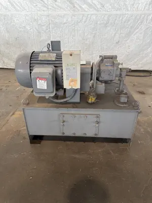 5,000 PSI HYDRAULIC PUMP. STOCK #0776925