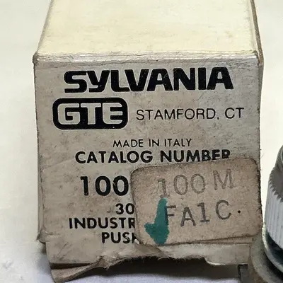New | in-Stock SYLVANIA 100MFA1C Miscellaneous Equipment (Electrical & Power) | Surplus Asset Holdings #1191552