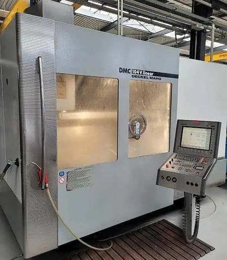 Used 2005 DECKEL MAHO DMC 104 V LINEAR Vertical Machining Centers DE | UCY Industrial GmbH #385595