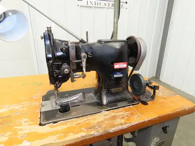 Singer 108W7 Industrial Sewing Walkling Foot Machine W/Vertical Shear 220VAC 3Ph