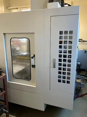 Used 2013 LILIAN SVM 105 Vertical Machining Centers CZ | Amaron s.r.o. #1056718