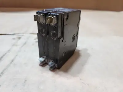 Used SQUARE D QO230 Switchgears British Columbia CA | Lenmark #1438623