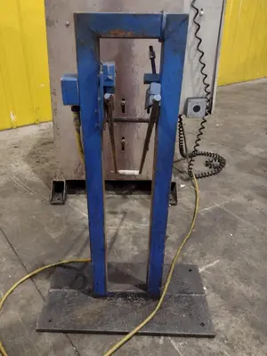 6" PA INDUSTRIES POWERED STRAIGHTENER. STOCK # 0218726
