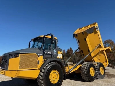 Used 2024 DEERE 410 P-TIER Articulated Dump Trucks North Carolina US | Southeastern Equipment Corp #1485525