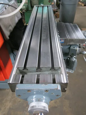 USED CLAUSING-KONDIA VERTICAL MILLING MACHINE : FV-300,  S/N: AA-924