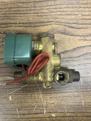New | in-Stock ASCO 8300D68F Solenoid Valves Ohio US | Surplus Asset Holdings #1337546