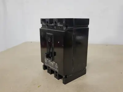 Used WESTINGHOUSE EB3015 Switchgears British Columbia CA | Lenmark #239784