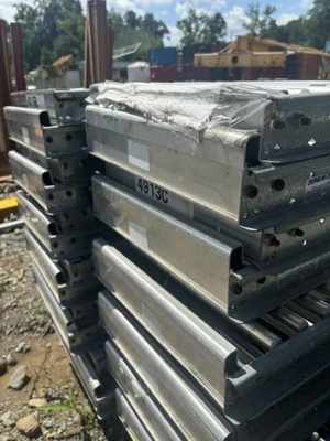 Unex Span Track 14″ x 144″ Gravity Roller Conveyor Flow Racking Conveyor