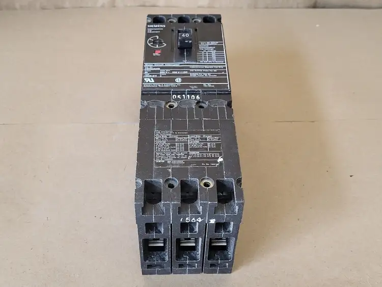 Used SIEMENS CED63A040 Switchgears British Columbia CA | Lenmark #239087