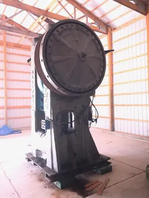 USED NATIONAL 700