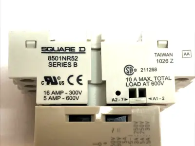USED OMRON TIMER W/ SQUARE D 8501NR52 8‑PIN RELAY SOCKET DIN RAIL MOUNT