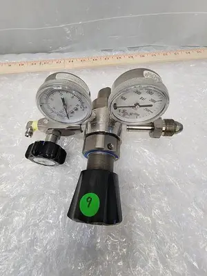 ALPHAGAZ REGULATOR 2652 , 200 PSI - 3000 PSI