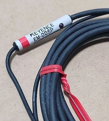 NEW KEYENCE EM-005P
