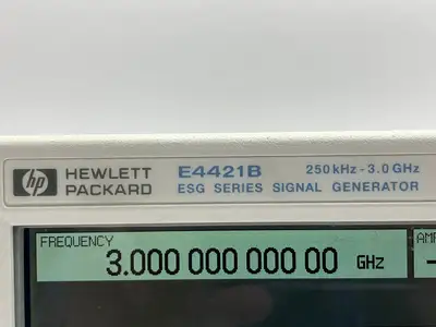 Used HP ESG Series Signal Generator 250kHz-3.0GHz Signal Generators Michigan US | Maverick Industrial Sales #1395813