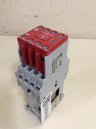 Used ALLEN BRADLEY 700S-CF440DJC SER A Relays & Switches Michigan US | Ideal Machinery #706319