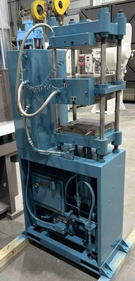 USED 1982 WABASH WABASH 30-1212-4TMB PRESS