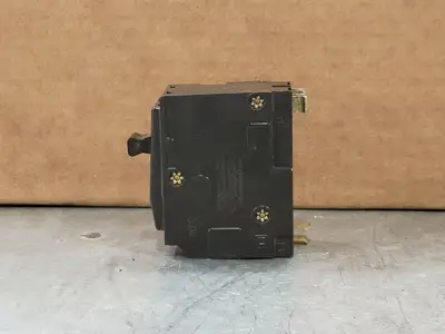 Used SQUARE D QO230 Switchgears British Columbia CA | Lenmark #835528