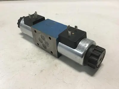 USED REXROTH 4WE6J62/EG24N9K4