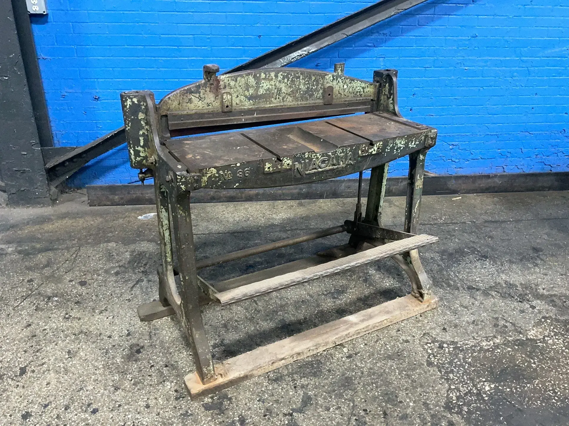 Used NIAGARA _UNKNOWN_ Foot Power Shears Ohio US | HGR 24 #1425336