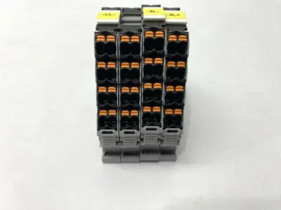 USED PHOENIX CONTACT POTENTIAL DISTRIBUTION TERMINAL 3270125 LOT OF 4