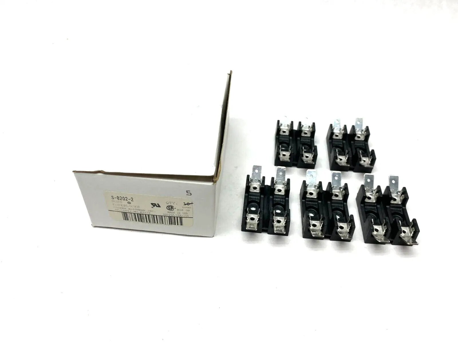 New | in-Stock Cooper Bussmann Fuse Block 6.3 x 32mm Bolt-In Fuse Accessories Michigan US | Maverick Industrial Sales #1456545