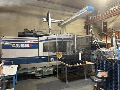 2001 VAN DORN 1760CC17000 Injection Molding Horizontal/Vertical | Machinery Network (1)