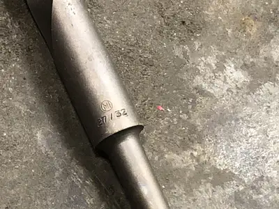27/32-inch Dia. 9-inch B-Taper Shank Bit