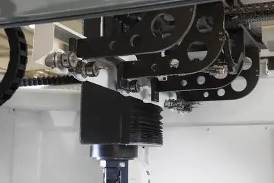 C.R. ONSRUD F144Q 5-Axis CNC Mill | Tornquist Machinery Company (3)