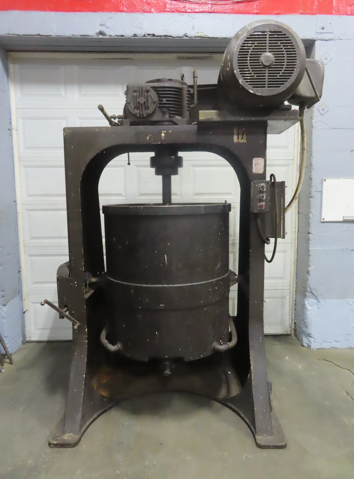 Union Process Attritor, 100 gallons, Type 100SN, Two-Speed Motor