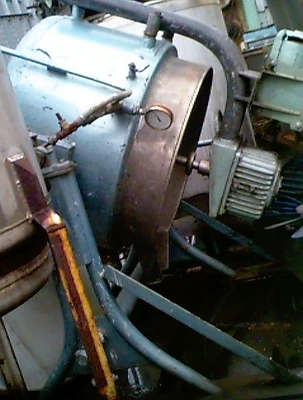 325 L S/S Jktd Scraped Tilting Mixer