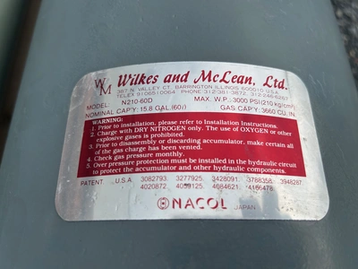 Wilkes & McLean N210-60D Dry Nitrogen Gas Bladder Hydraulic Accumulator 3000PSI