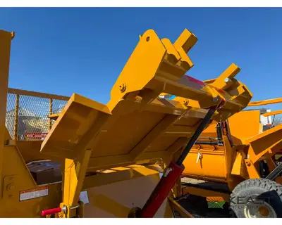 Used HAYBUSTER _UNKNOWN_ Bale Choppers - Feeders Iowa US | Keast Enterprises #1360302