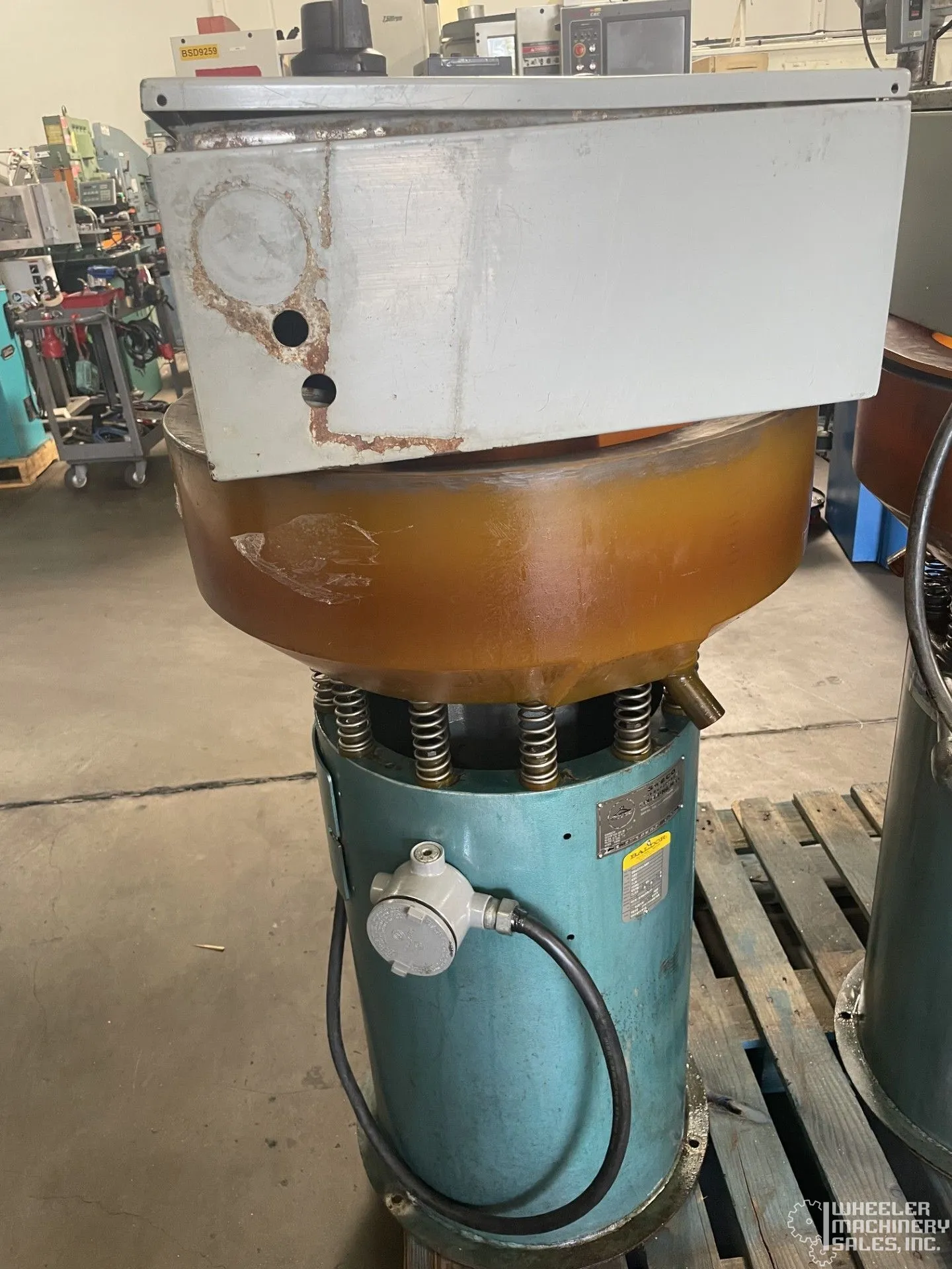 Sweco FM-1.2C Vibratory Finishing Mill 1.2 Cu Ft. #8307 #1