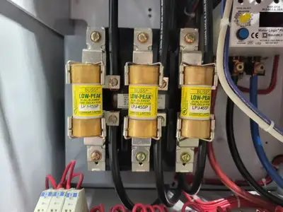 USED SQUARE D MODEL 6
